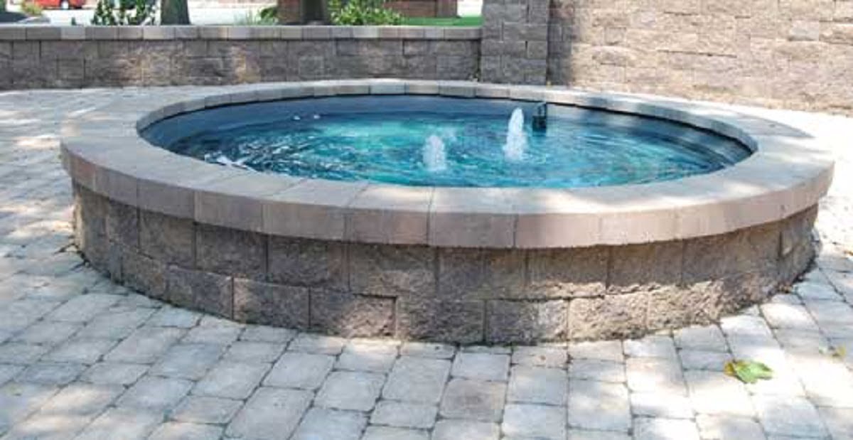 Courtyard - Pond